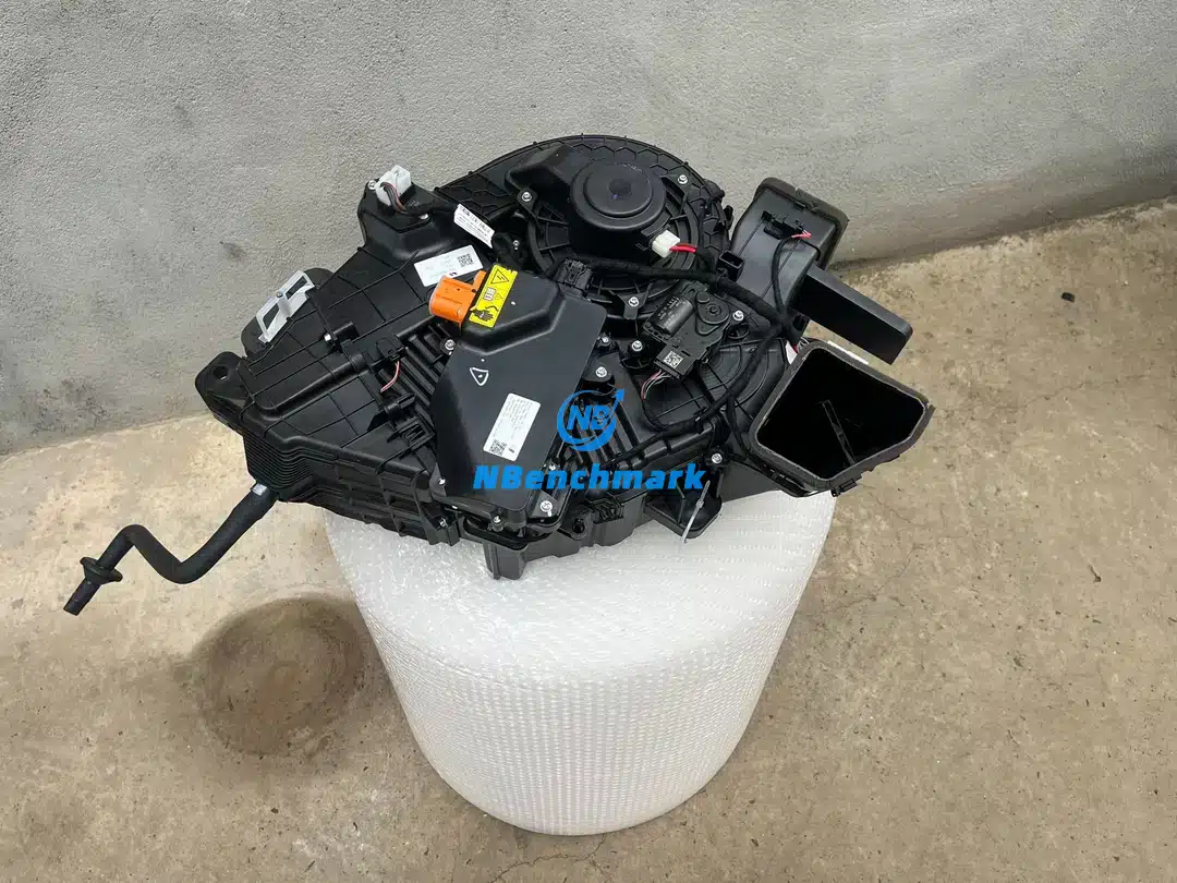 理想 L9 リアエアコンユニットAssy ブロワー