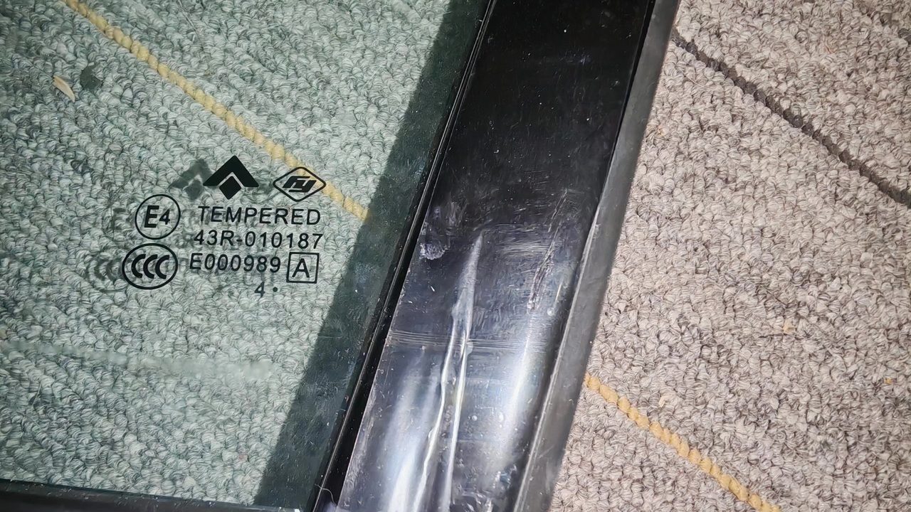 GAC Hyper HT dreifach Winkel 窗 Glas, OEM Ersatzteile, neu unbenutzt, mit Schutzfolie, Glas