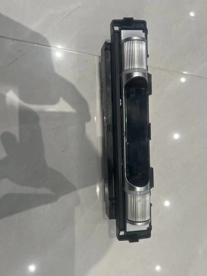 Audi E5, SportbackOEM Armlehnenbox Verstellung Schalter, mit Bildschirm