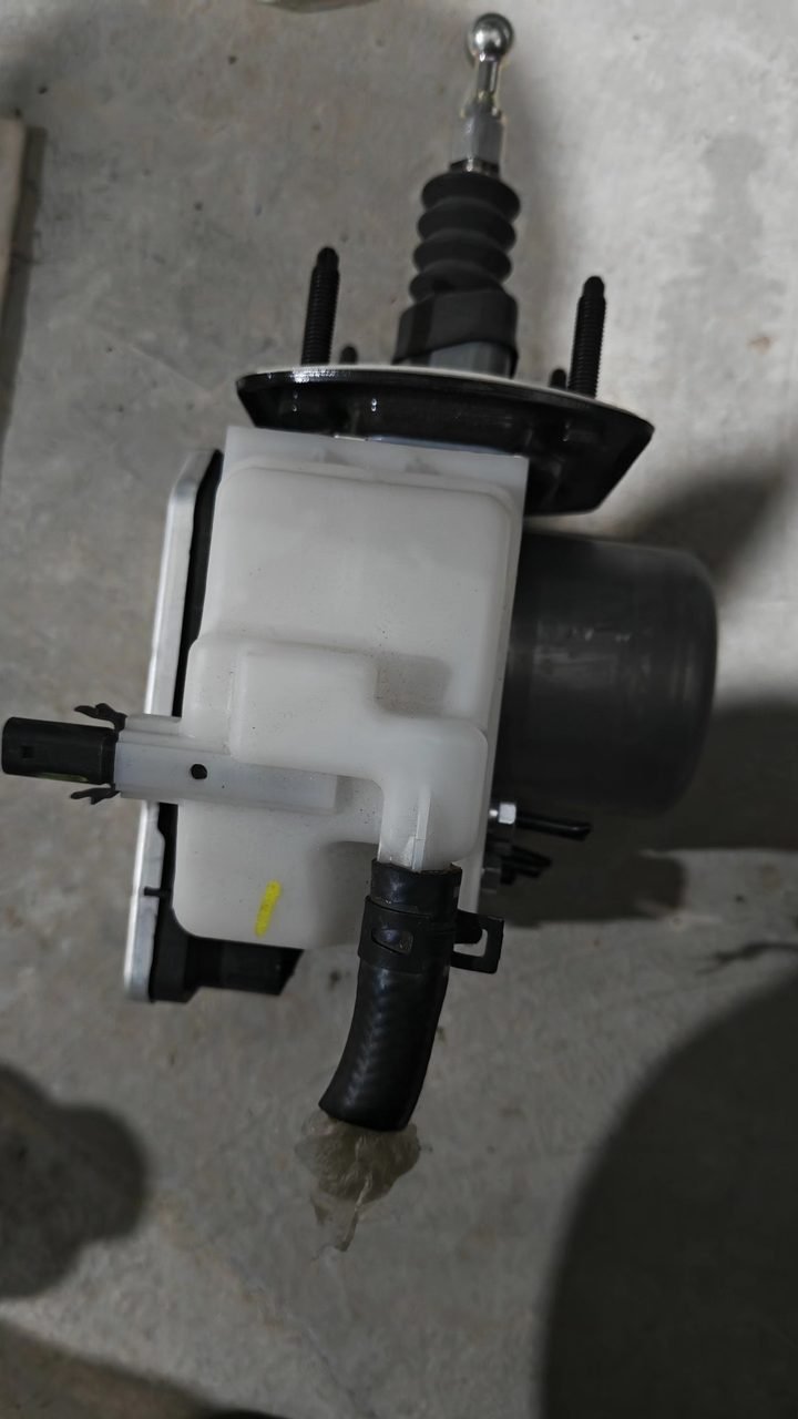 Qiyuan OEMIPB2.0, ABS 펌프