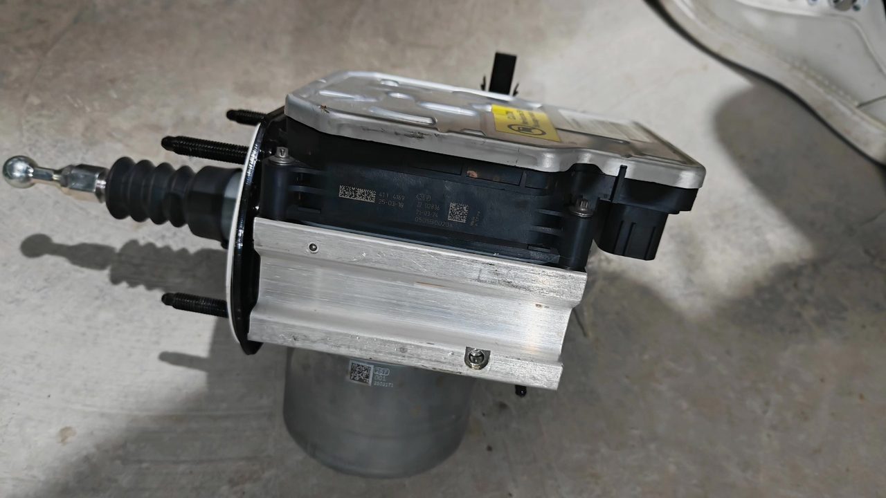 Qiyuan OEMIPB2.0, ABS pump