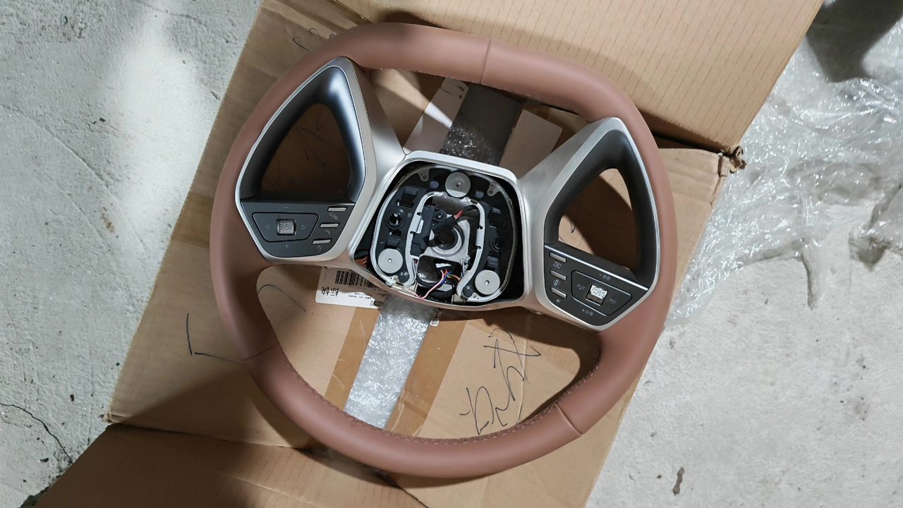 Denza Z9GT ステアリングホイール、OEM
