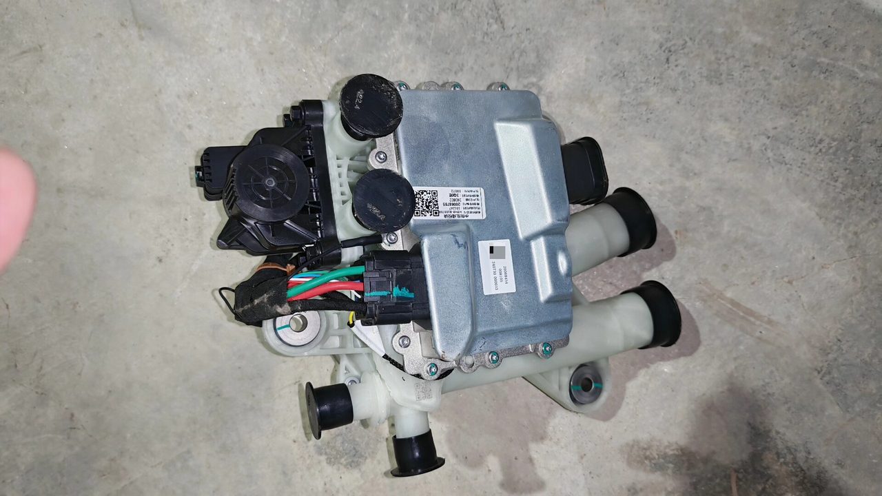 Denza Z9 열 관리 통합 모듈, OEM