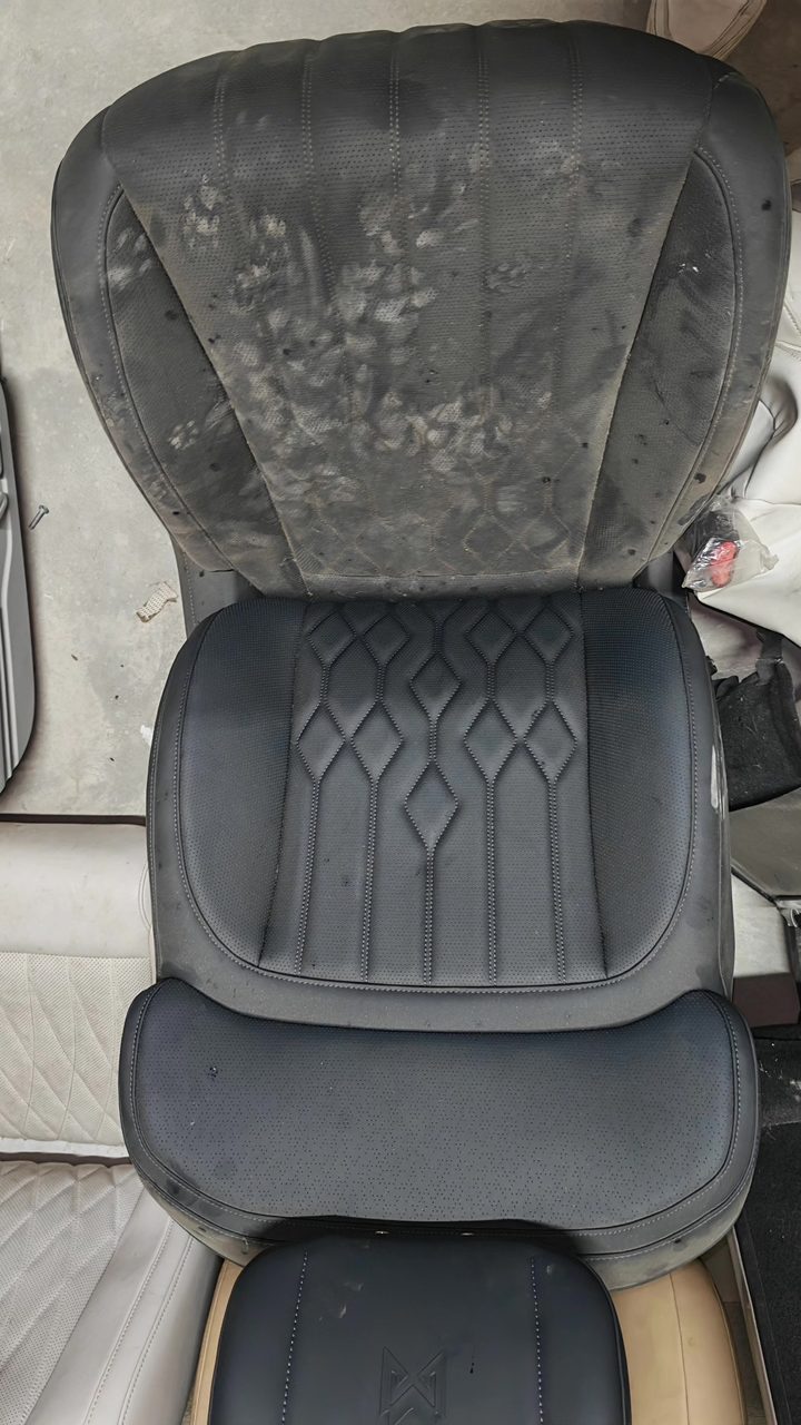 Mengshi M817 Driver Seat, OEM, Black Leather Surface, with Power Adjustment