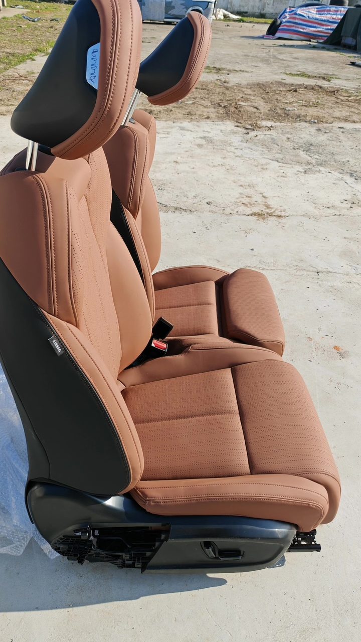 Geely Boyue L Jinxiu Edition Driver & Passenger Seat, OEM Dismantled, Orange-Black Leather, with Ventilation Heating