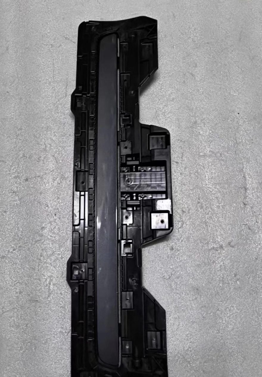 IM Motors LS9 Front Grille with Motor, OEM