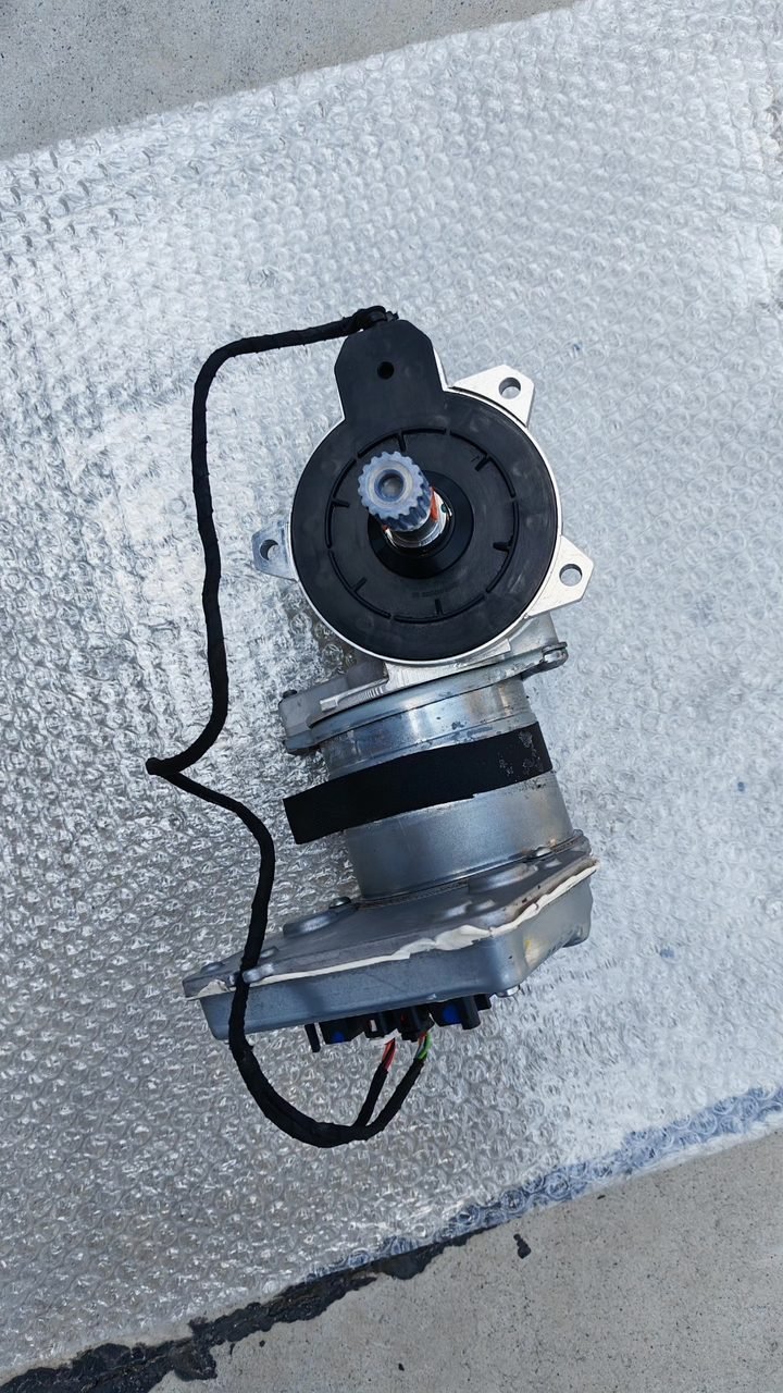 IM Motors S31 ステアリングギア ステアリングコラム モーター、OEM、 付き ワイヤーハーネス