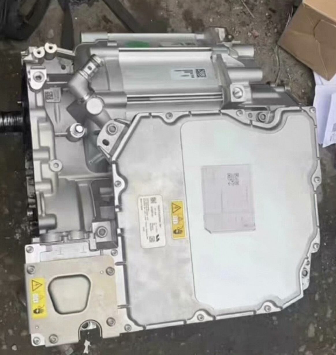 Li Auto L7、X03 リア 駆動 モーター、OEM 正品