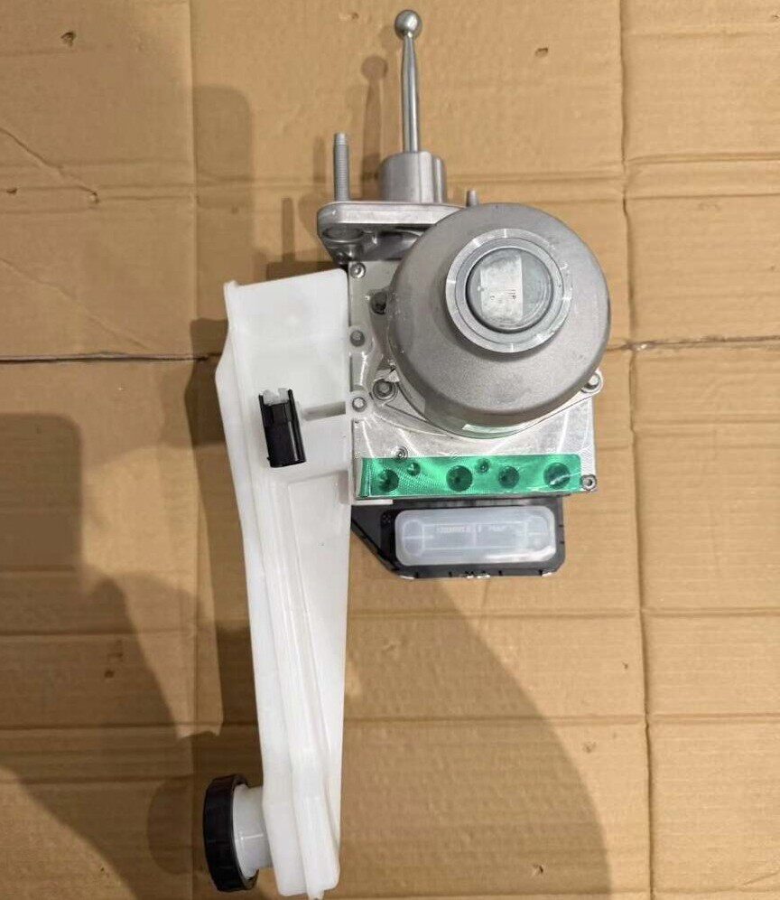 Lotus OEM ZF IBC2.0 브레이크 펌프, 바이 와이어 브레이크 펌프, 거의 신품