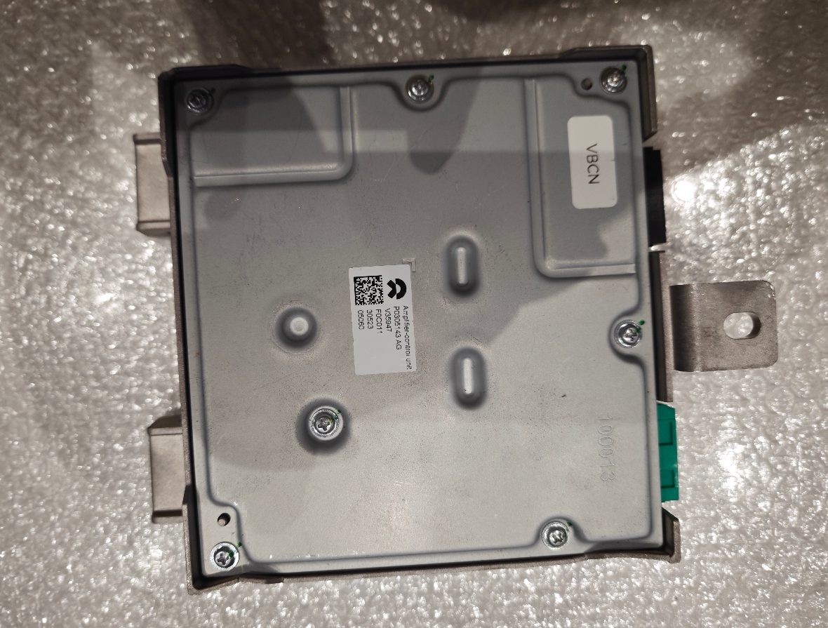 NIO Audio System Amplifier, OEM