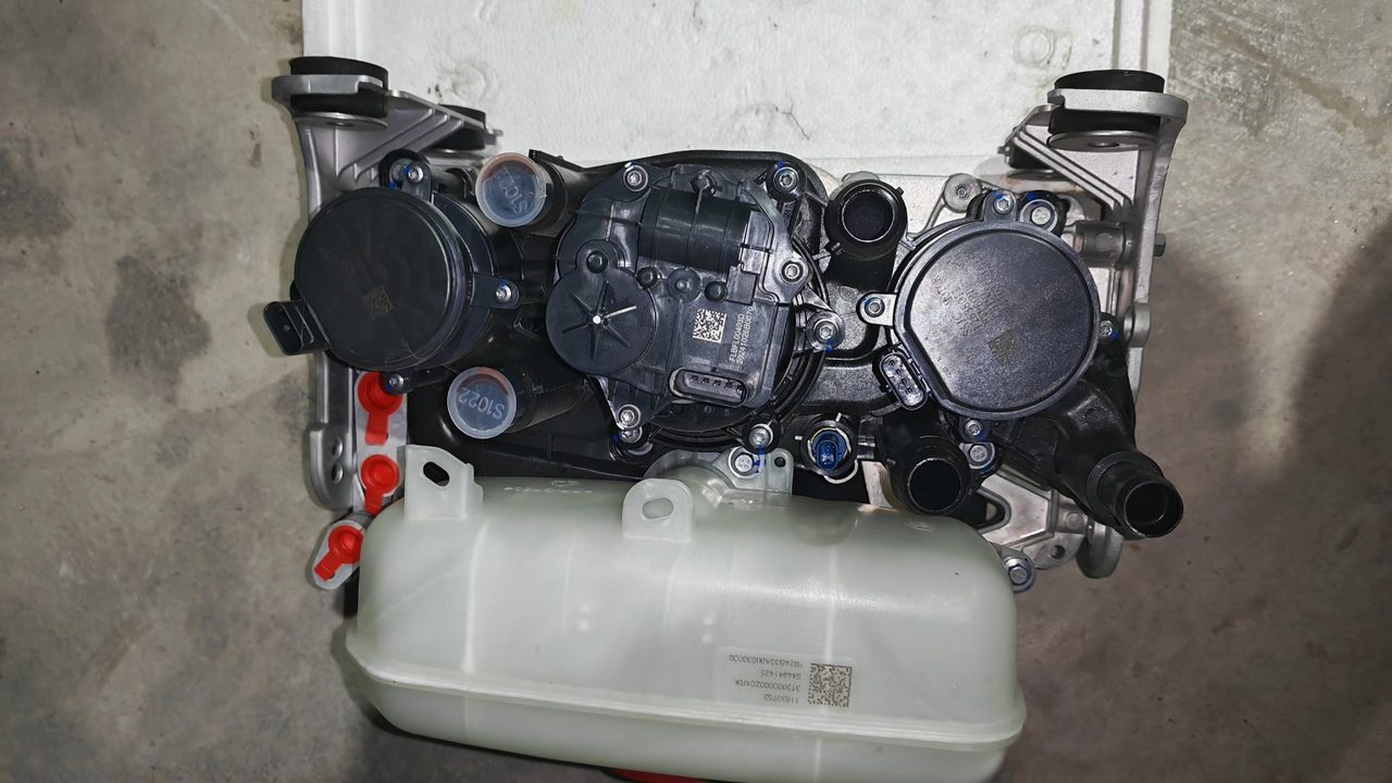 Roewe D6 Integriertes Thermomanagement-Modul, OEM