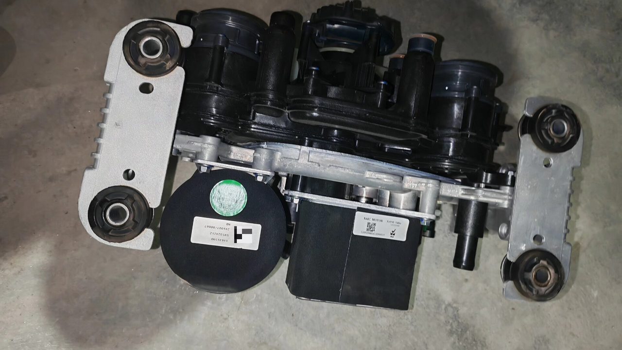Roewe D6 Integriertes Thermomanagement-Modul, OEM