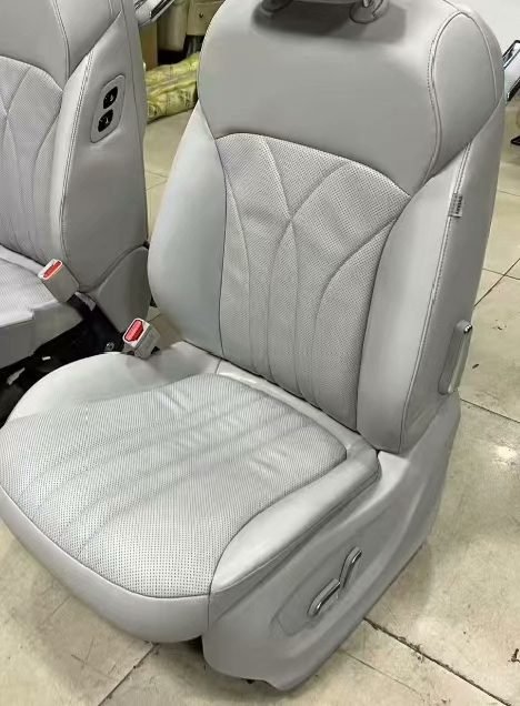 Roewe IMAX8、 新エネルギー車、 フロントシート