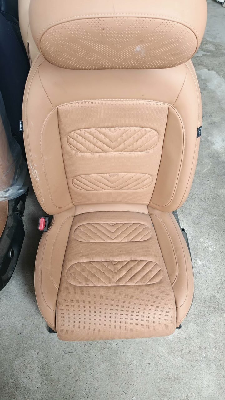 smart 5 Driver Seat, Brown Leather, Leather Surface Complete