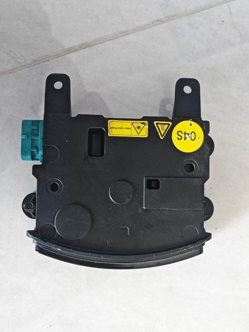 Volkswagen ID.ERA9X フロント LiDAR、EMX LiDAR、OEM