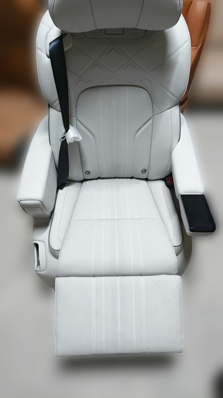 Lantu Dreamer 26 models of middle row seats, OEM, electric adjustment