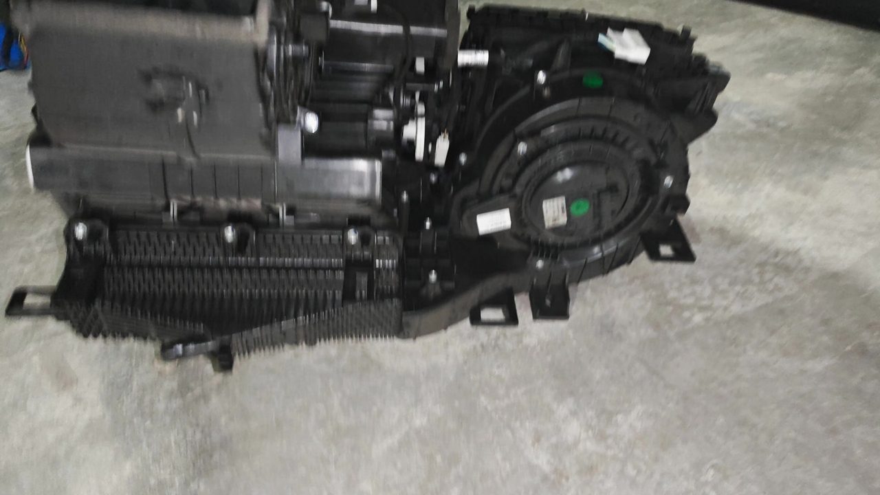 XPeng G6OEM 에어컨 케이스 어셈블리, 포함 PTC 열선