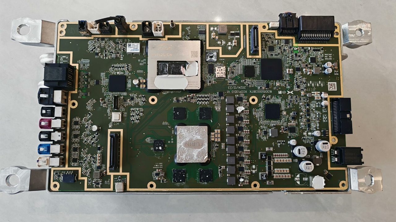 Xpeng P7 Turing チップ、AN762S-CN、自動運転モジュール