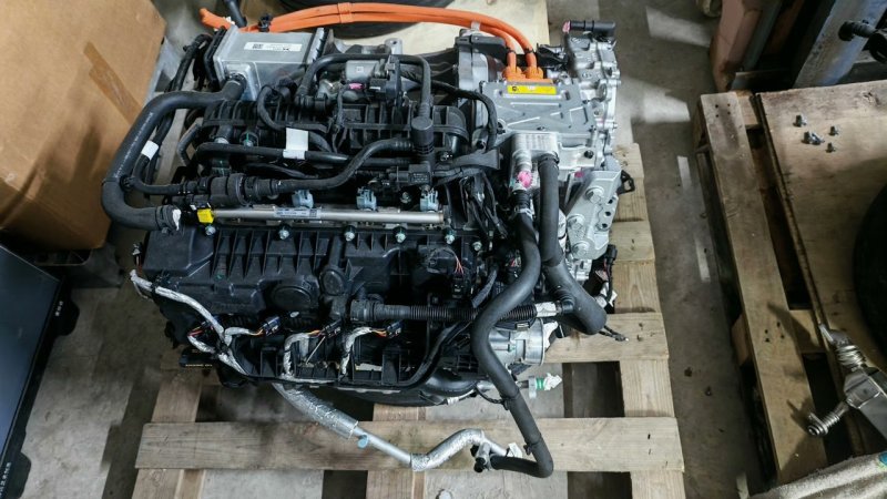 Montage und Komponenten des Xpeng X9-Motors, OEM-Demontage