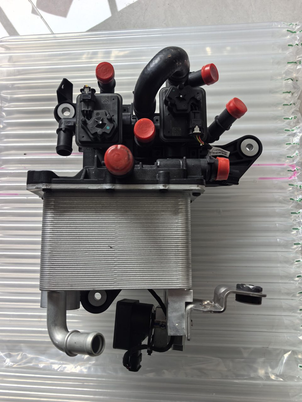 ZEEKR 001 熱管理統合モジュール 冷却 ユニット エアコン ヒートポンプ