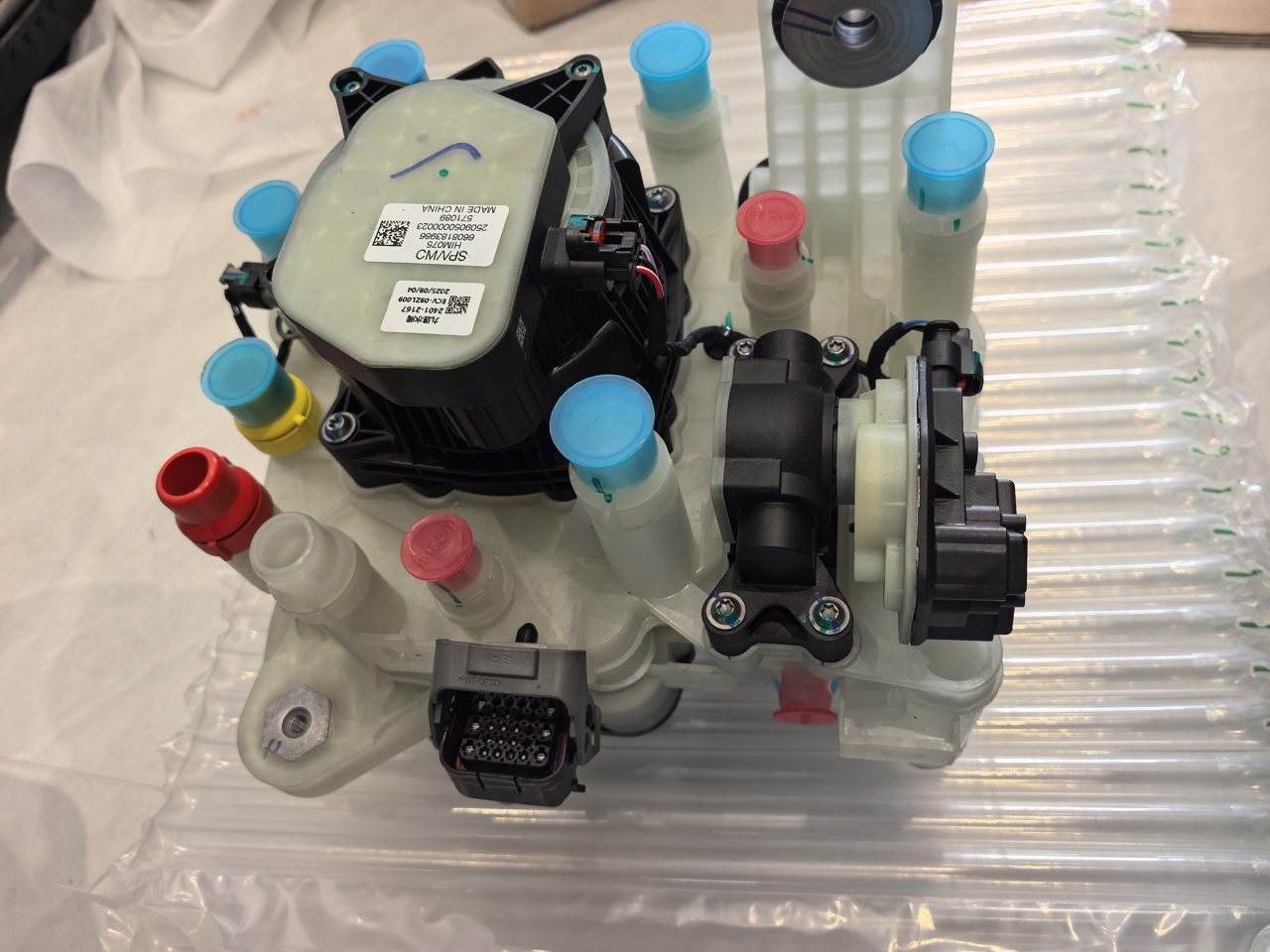 ZEEKR Integriertes Thermomanagement-Modul ZEEKR Thermomanagement