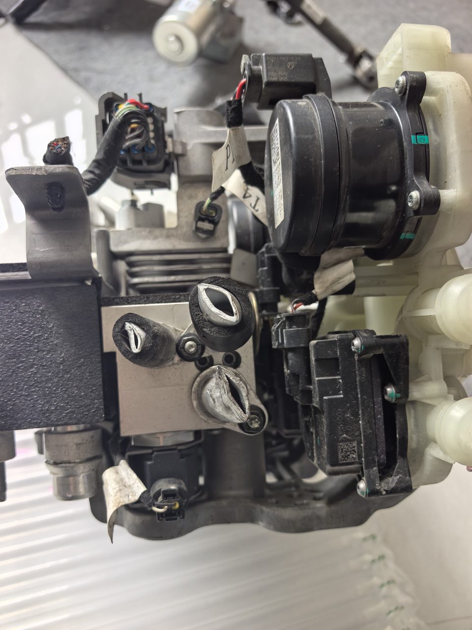 Outlet Sale Valeo Thermal Management Integrated Module, OEM, for Multi Type Model 。 Package Included Integrated Water Pump
