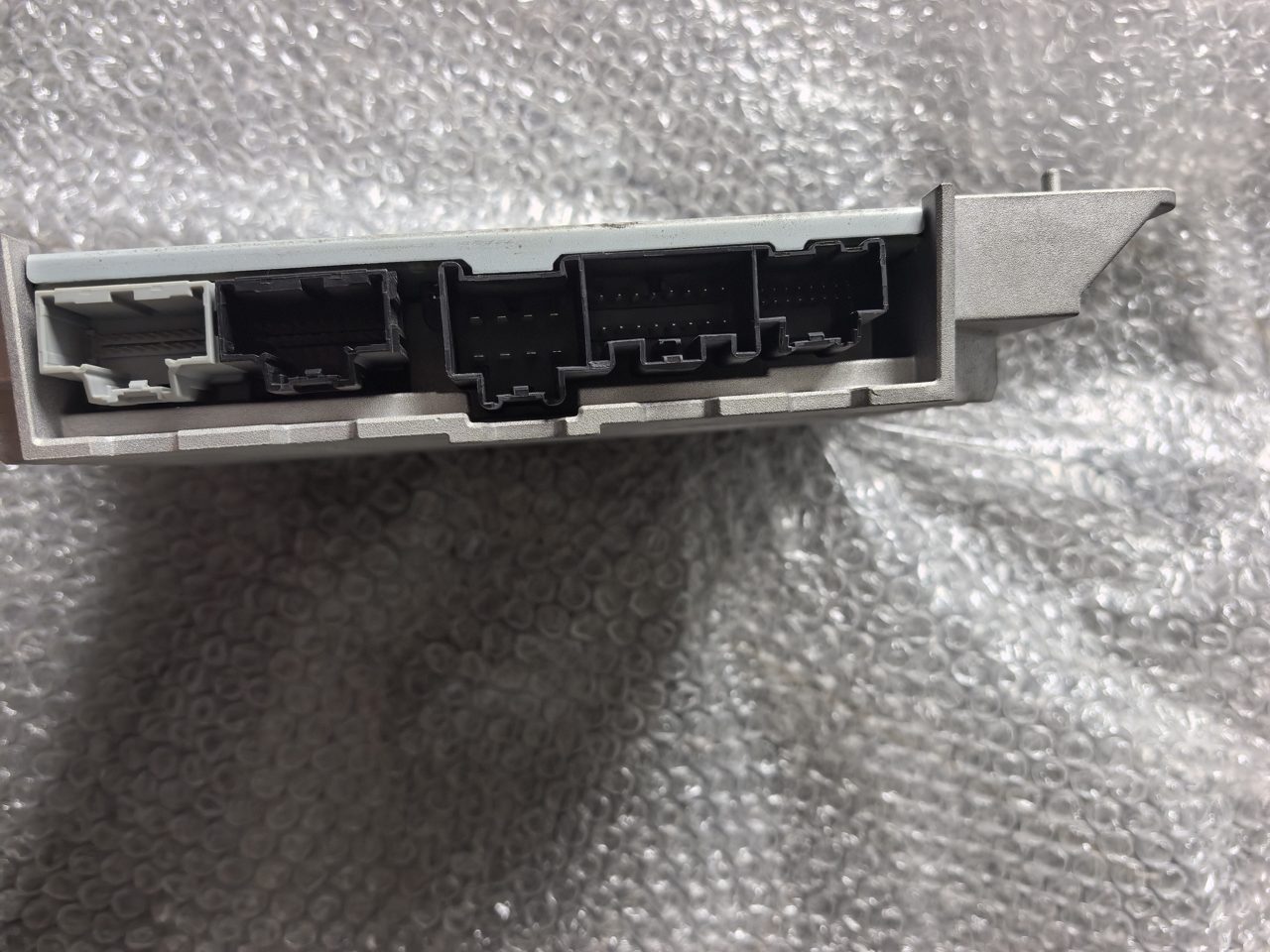 ZEEKR 007 Amplifier Genuine OEM Used Part All Connectors Included Fully Functio…