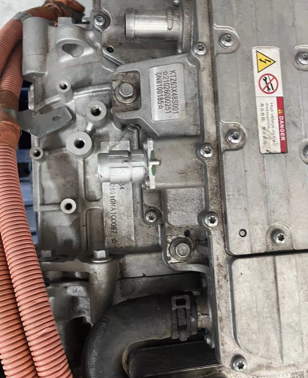 AVATR 11 Mass Production Condition Rear Drive Motor Controller, 230KW, Genuine OEM Used Part