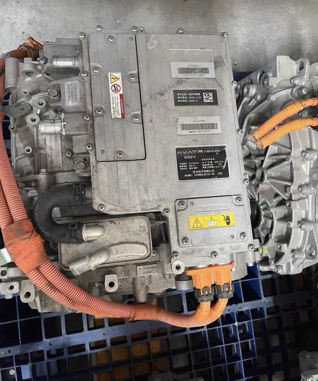 AVATR 11 Mass Production Condition Rear Drive Motor Controller, 230KW, Genuine OEM Used Part
