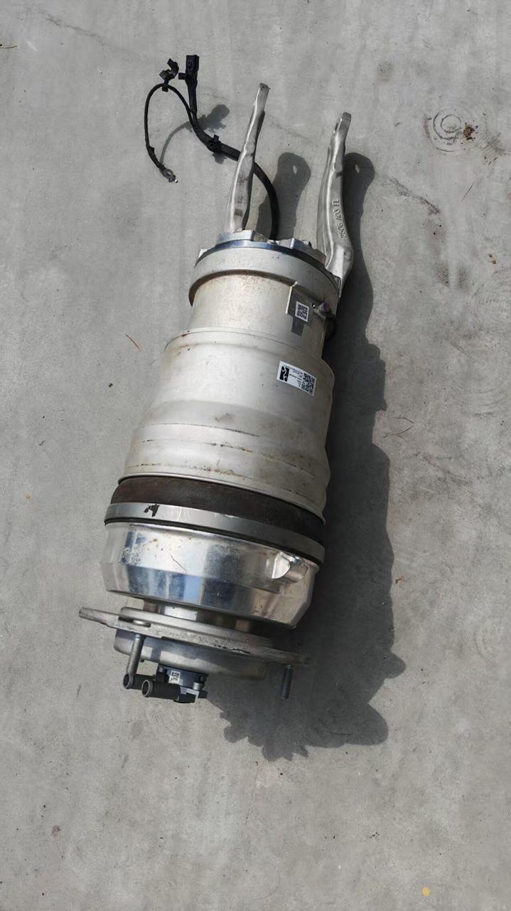BYD Yangwang U7 雲輦 Z システム リニア モーター ショックアブソーバー、 純正解体部品、 コネクター完備