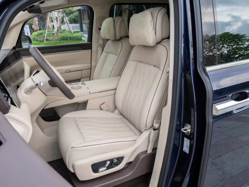 Luxeed V9 フロントシート、 純正解体部品、 運転席・助手席 すべて付属、 ベージュ、 動作良好