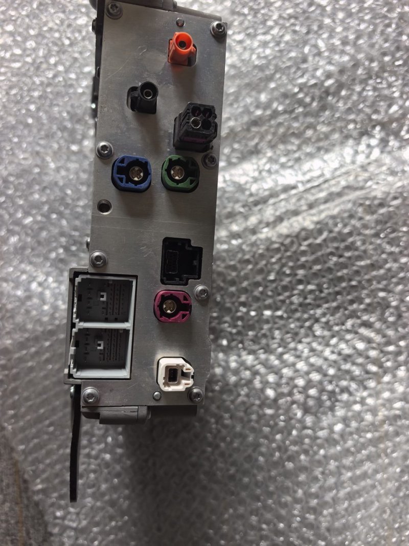 HarmonyOS System Head Unit, Part Number ET7H4021, OEM Dismantled, Connector Full, with Amplifier