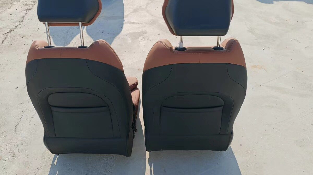 Geely Boyue L 금수 버전 운전석·조수석 시트, 순정 해체 부품, 오렌지-블랙 가죽, 포함 통풍 열선