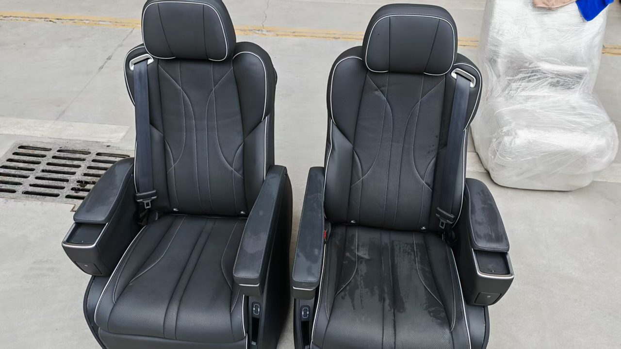 XPeng x9 Middle Row Seat, OEM Dismantled, Fully Functional