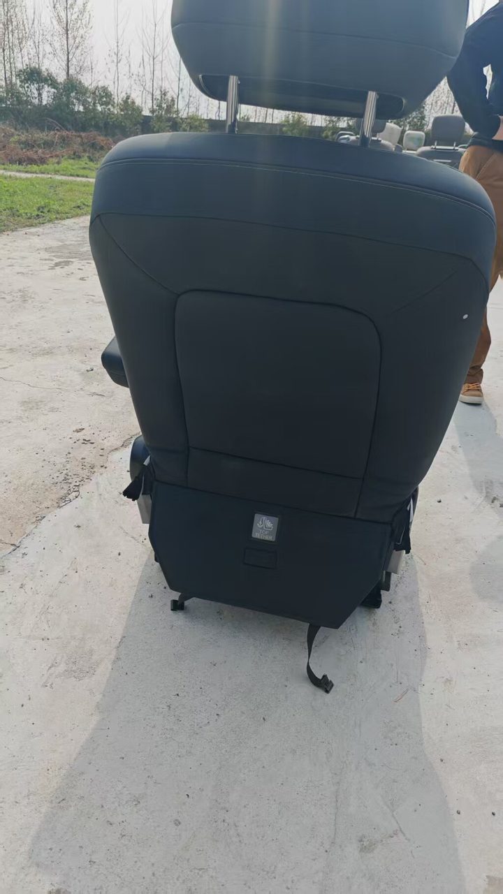 Onvo L90 OEM elektrisch Sitz der zweiten Reihe, rechts Seite, mit Belüftung Plus