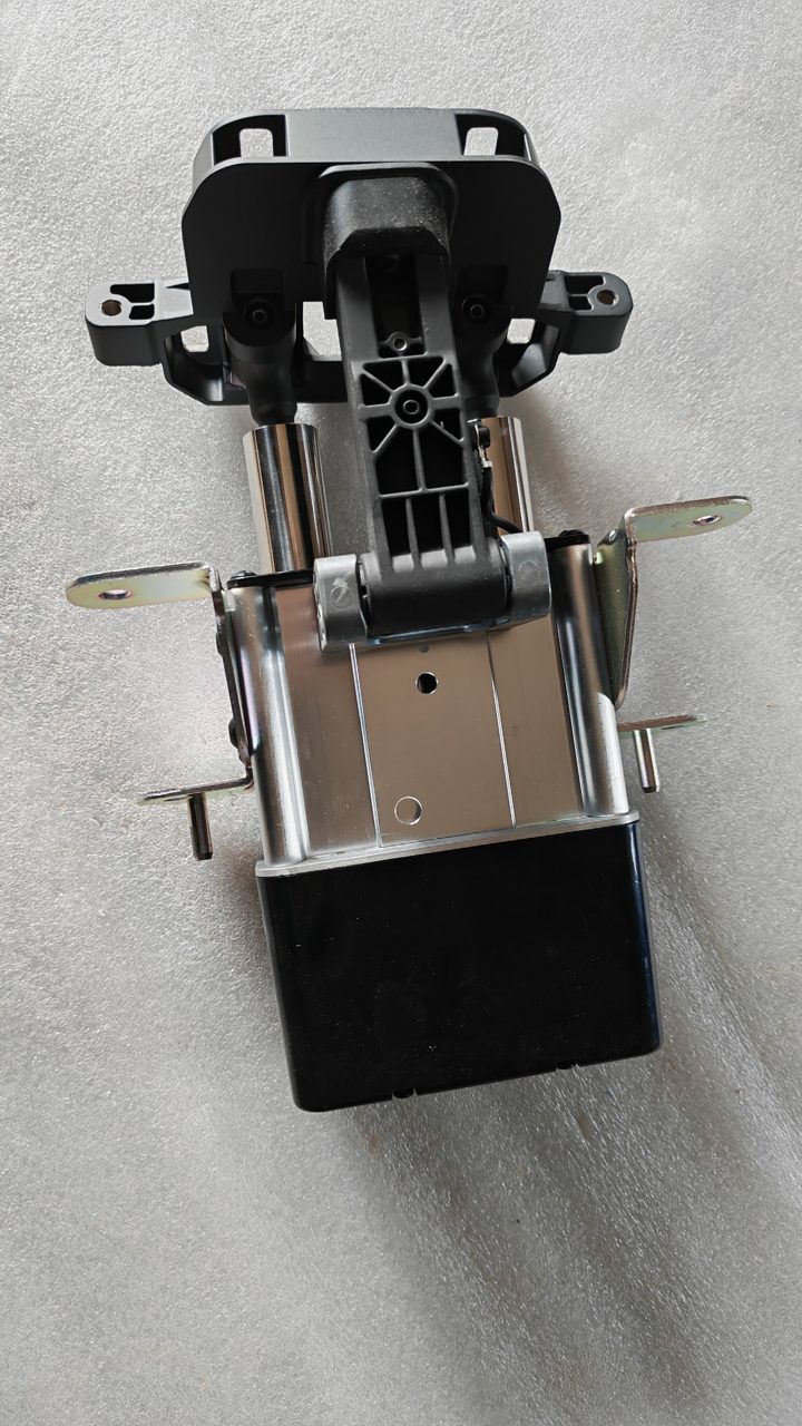 XPeng P7 Center Display Sport Mechanism, Genuine OEM Used Part, Condition Used, Surface Like New