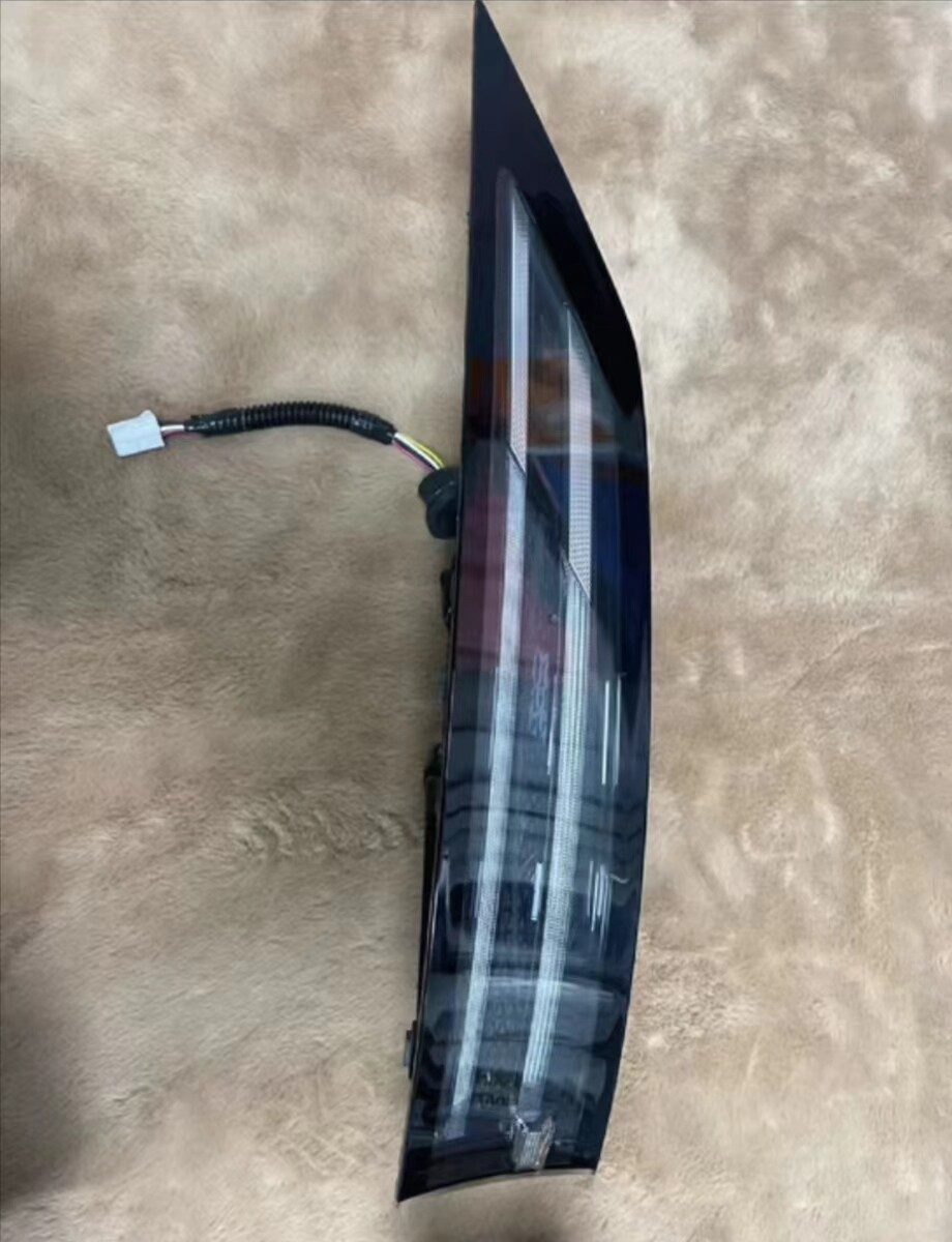 XPeng x9 Taillight