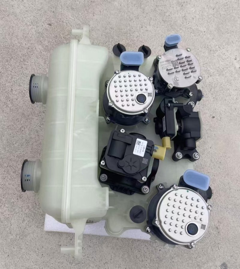 Nissan N7 Thermal Management Integrated Module, Genuine OEM Used Part, Fully Functional
