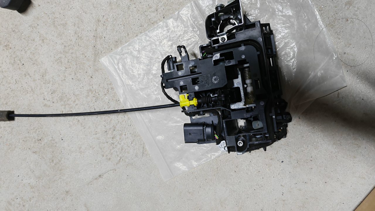 Porsche 911 Door Handle Base, Genuine OEM Used Part, All Connectors Included, Fully Functional