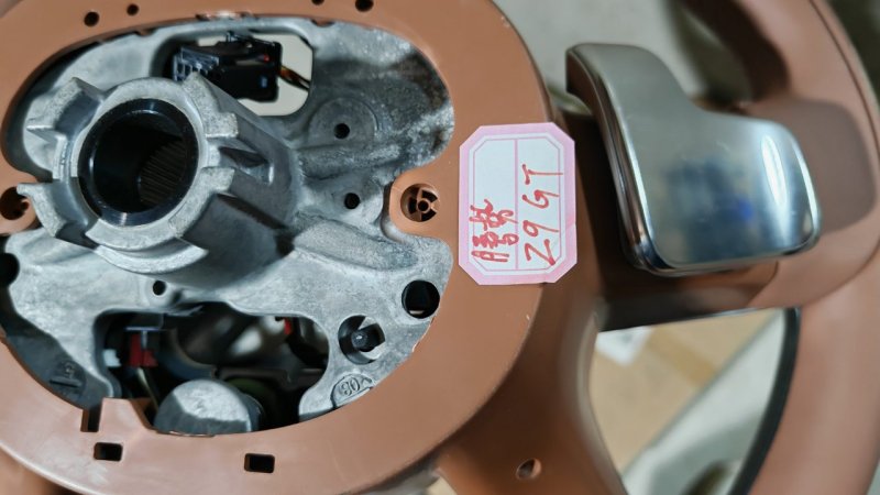 Denza Z9GT Lenkrad, Originales gebrauchtes OEM-Teil, funktionstüchtig