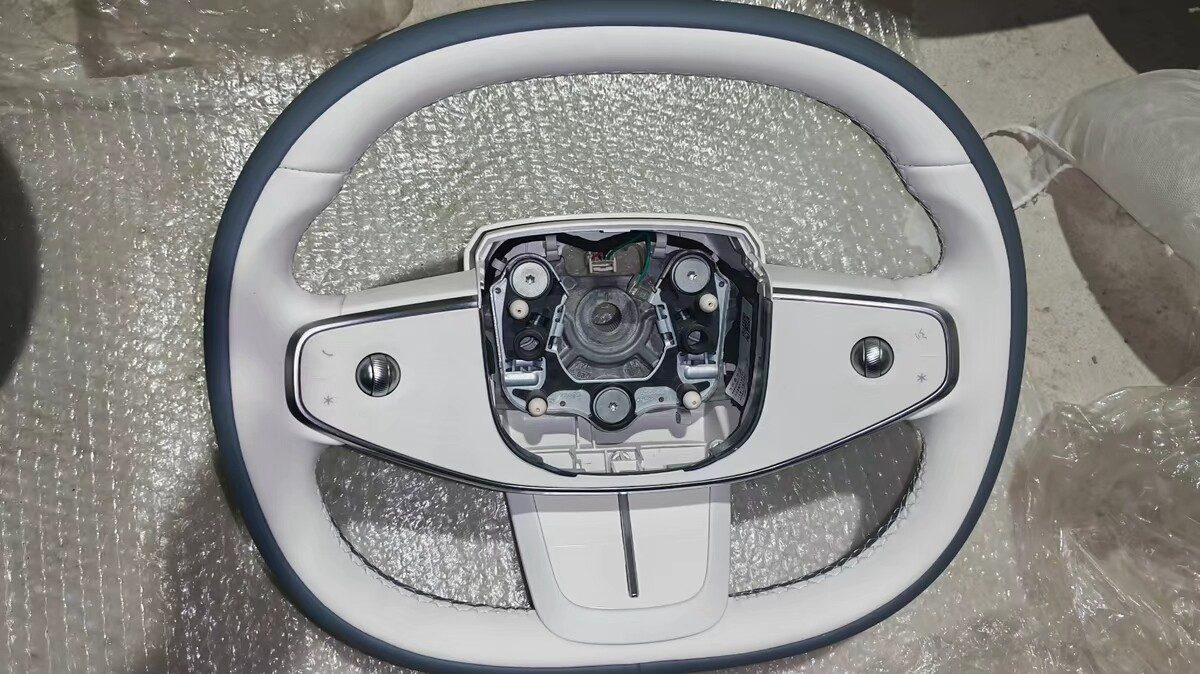 Hyper GT/HT ステアリングホイール、 純正解体部品、 本革 パッケージ 包装、 動作良好
