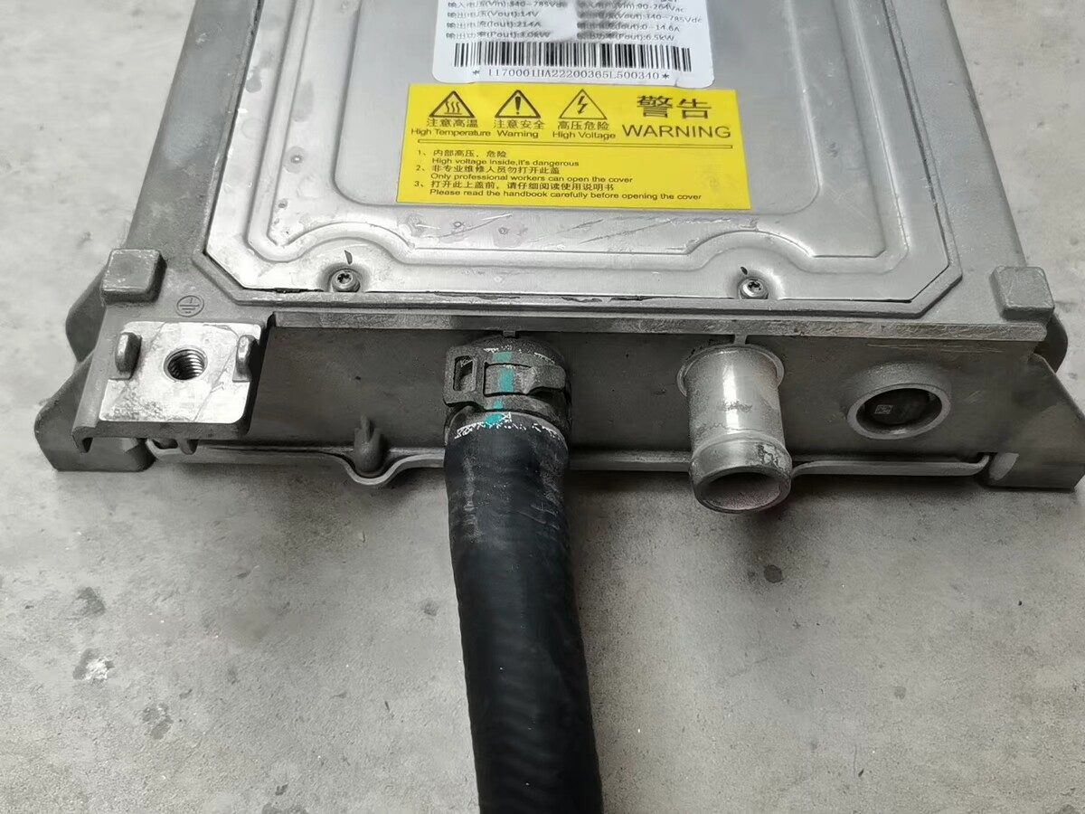 XPeng x9 Ladegerät, Originales gebrauchtes OEM-Teil, Teilenummer DC-DC DC-DC-Wandler