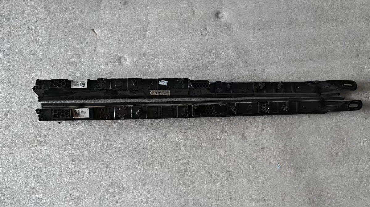 BMW 24 年 5 系 g68g60 車両全体 ドア アンビエントライト 状態
