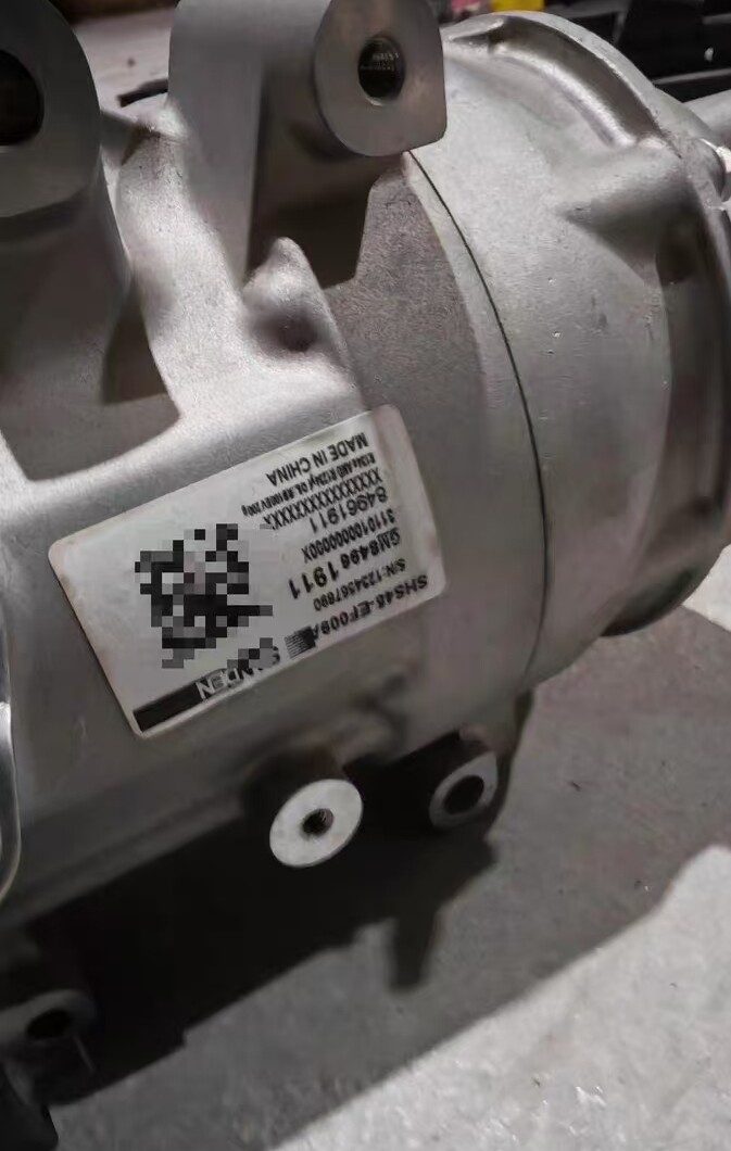 Cadillac Lyriq OEM Elektrischer Kompressor, Originales gebrauchtes OEM-Teil, funktionstüchtig, alle Anschlüsse vorhanden