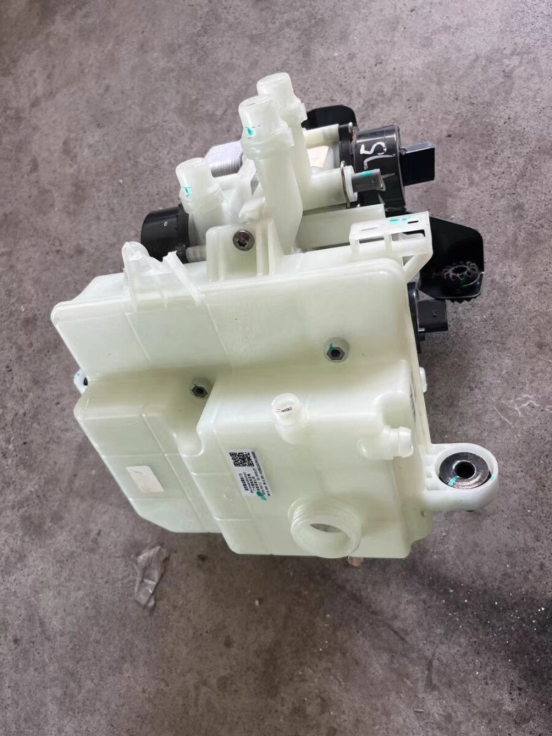 GAC AION Thermal Management, GAC AION Integrated Coolant Reservoir, Yinlun Integrated Coolant Reservoir, Photo Plate Actual Item