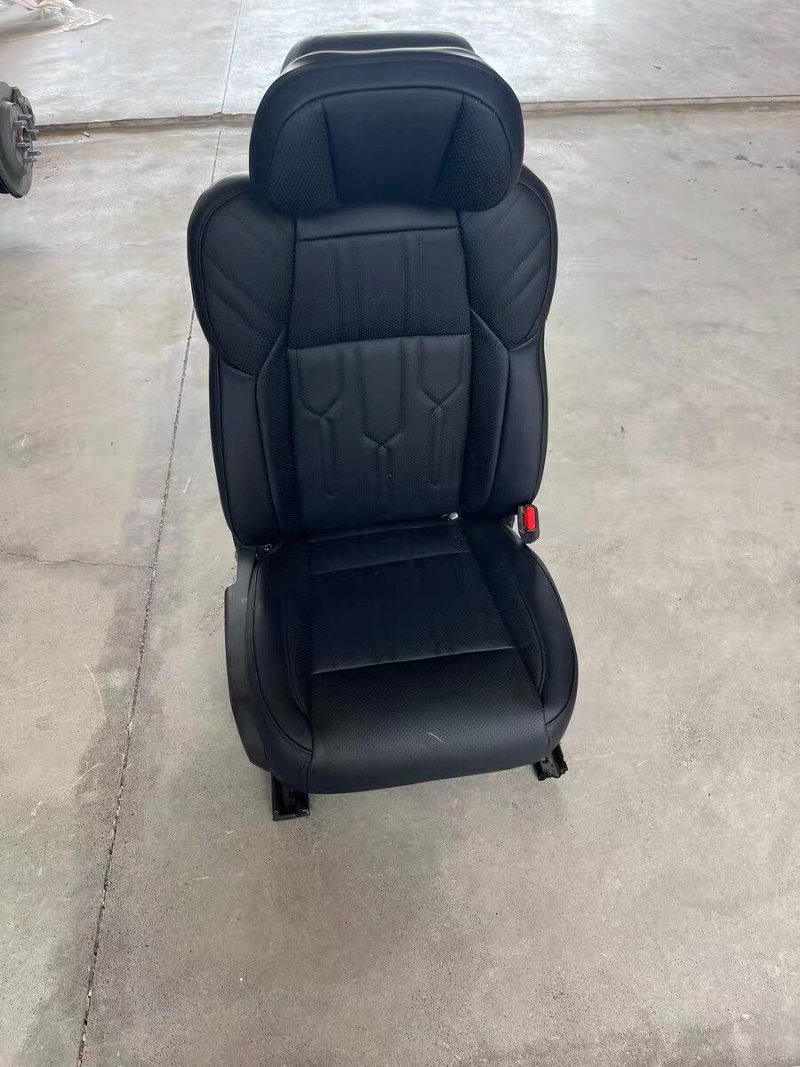ZEEKR 009 フロントシート、 ZEEKR 009 運転席シート、 実物は画像の通り、 なし 作成 改造 装着