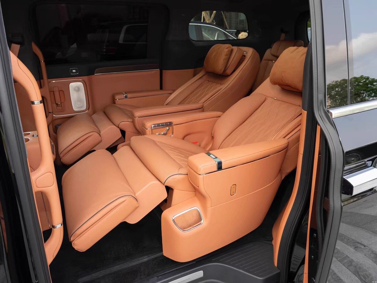 Luxeed V9 Middle Row Zero-Gravity Seat, Genuine OEM Used Part, Fully Functional, Structurally Complete