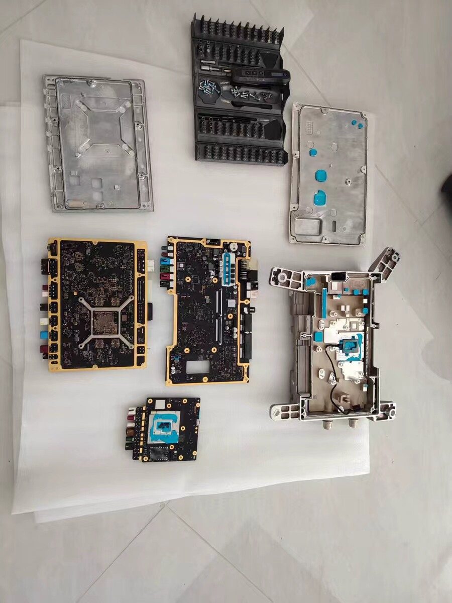 Xiaomi YU7 4-in-1 Domänensteuergerät Steuerung Modul, NVIDIA Thor Chip, NVIDIA