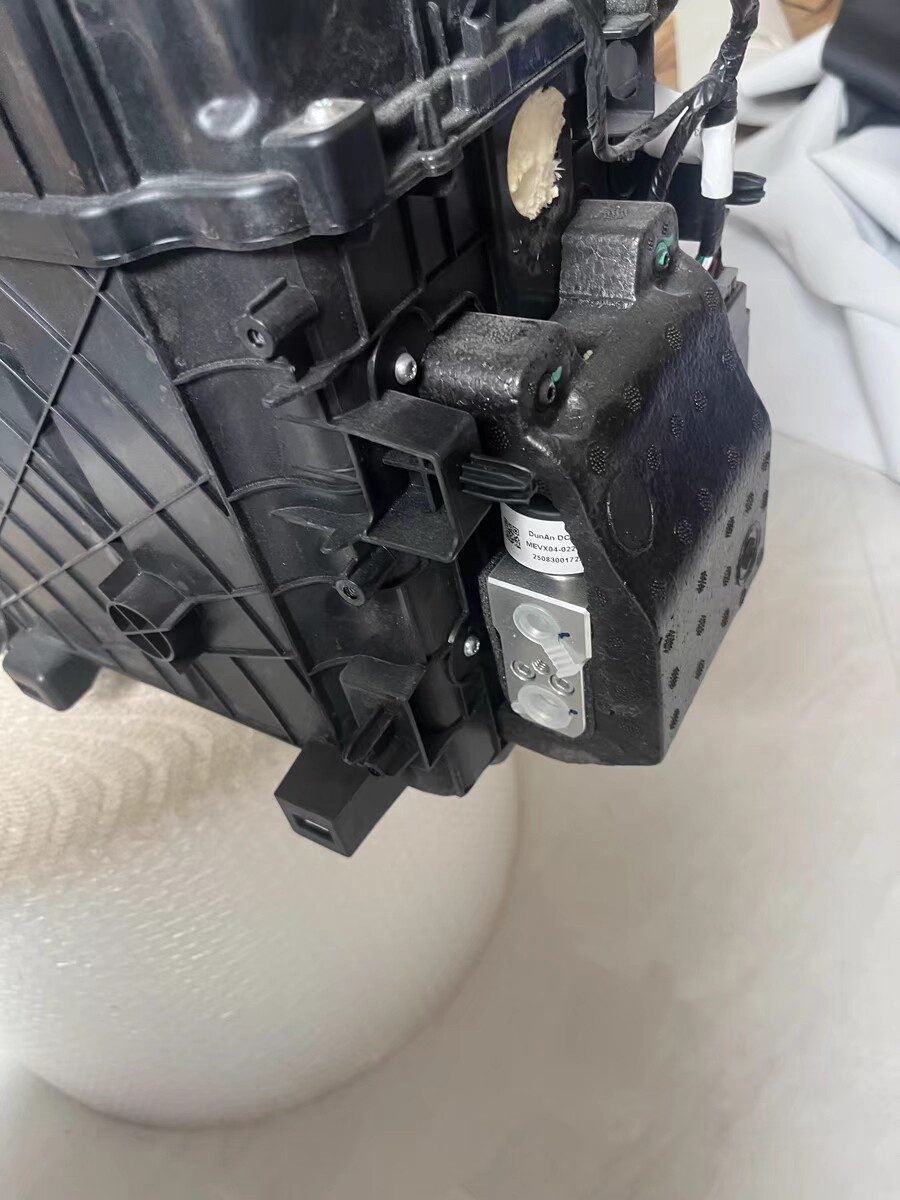 IM Motors 차량용 냉장고, IM Motors 차량용 냉장고, 발송 팽창밸브