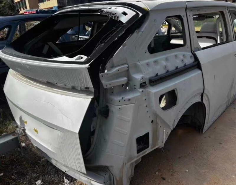 XPeng x9 Body Shell